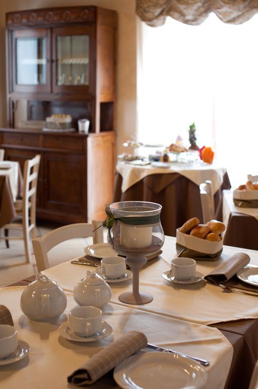 Al Borgo Alloggi Desenzano del Garda Ngoại thất bức ảnh