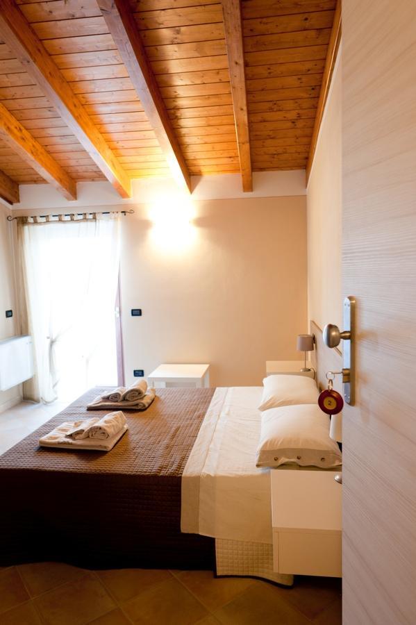 Al Borgo Alloggi Desenzano del Garda Ngoại thất bức ảnh