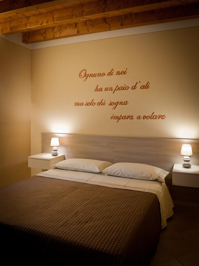 Al Borgo Alloggi Desenzano del Garda Ngoại thất bức ảnh